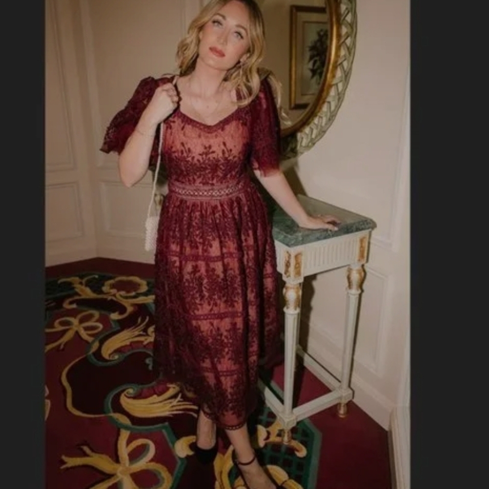 Ivy City Elegant Burgundy Lace Dress